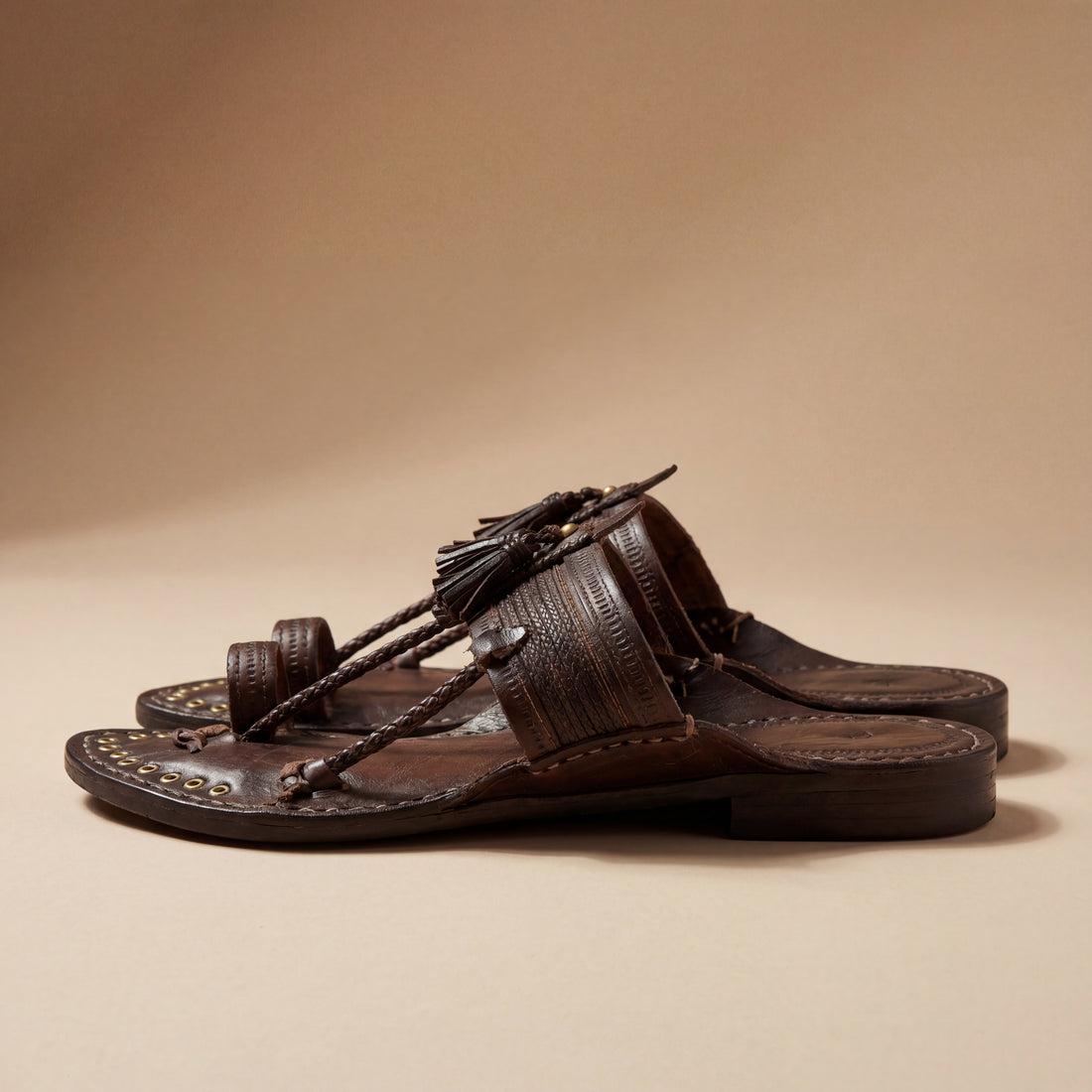 Naad - Men's Kolhapuris | Iconic Sound-Emitting Sole