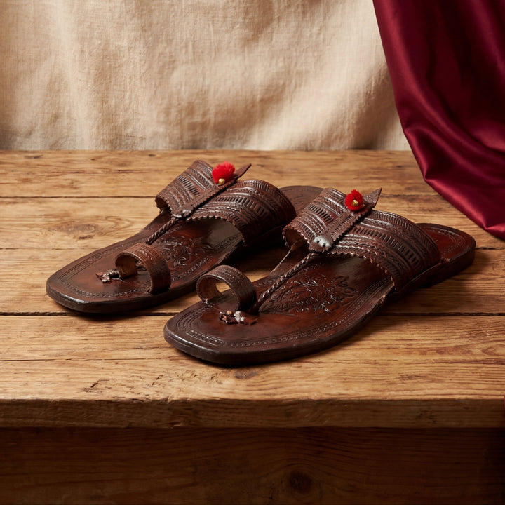 The Carved Craft - Men's Kolhapuris