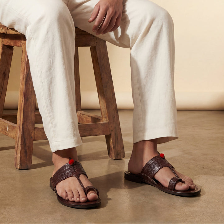 The Carved Craft - Men's Kolhapuris