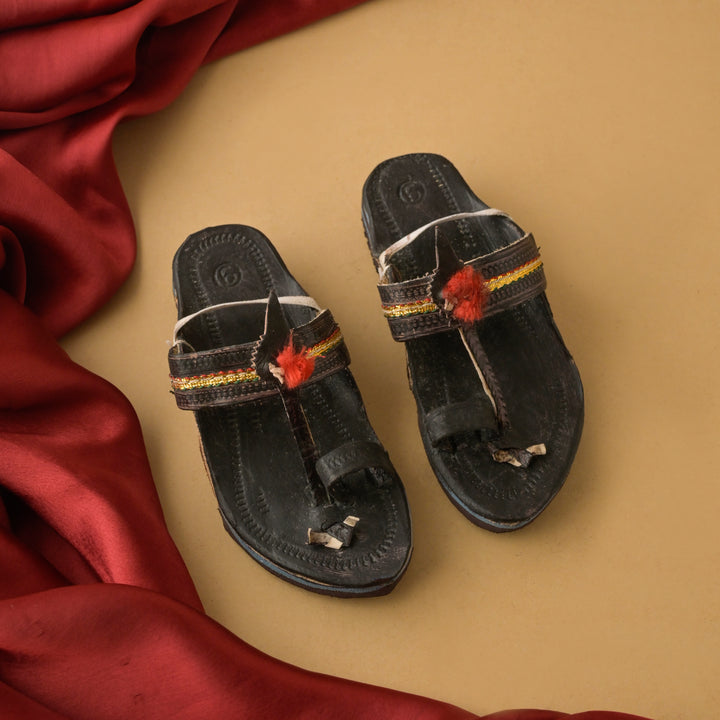 The Classic Mini - Kids' Unisex Kolhapuris