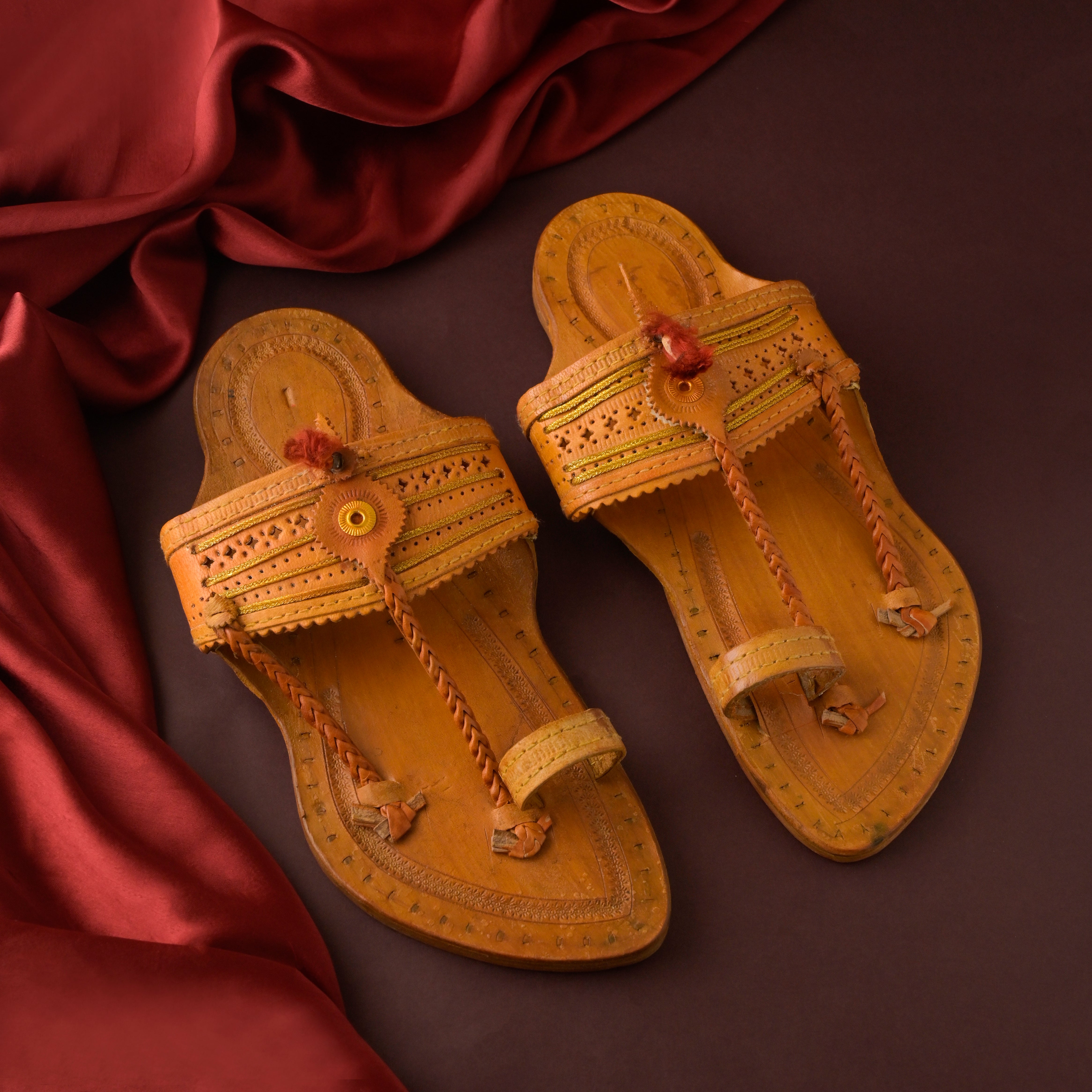 The Caramel Stitch - Men's Kolhapuris